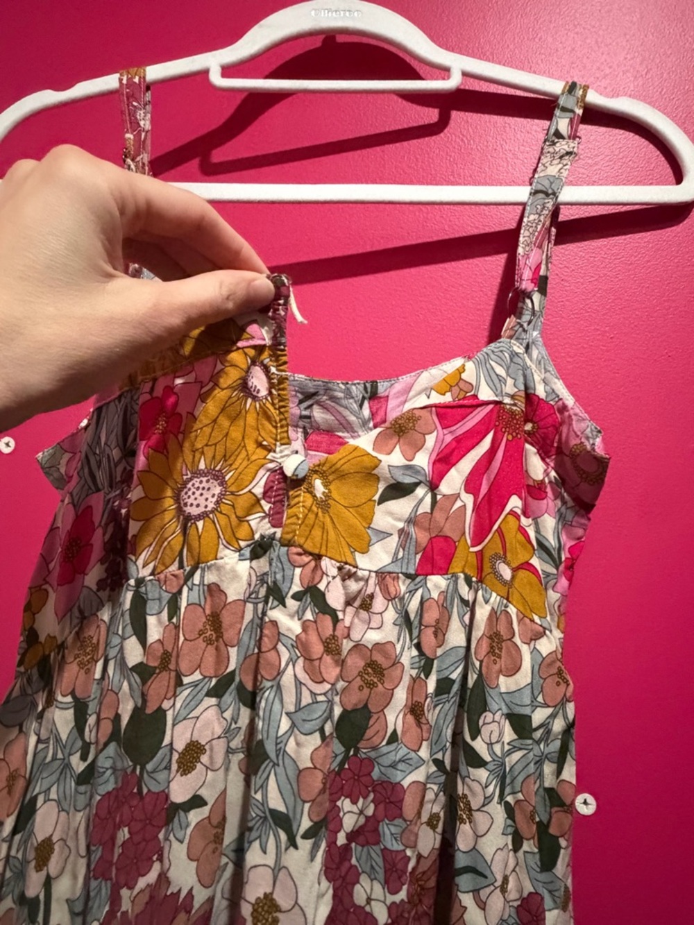 Floral Flowy Maxi Dress with Adjustable Straps. Maternity, Summer, Spring - Picture 3 of 4